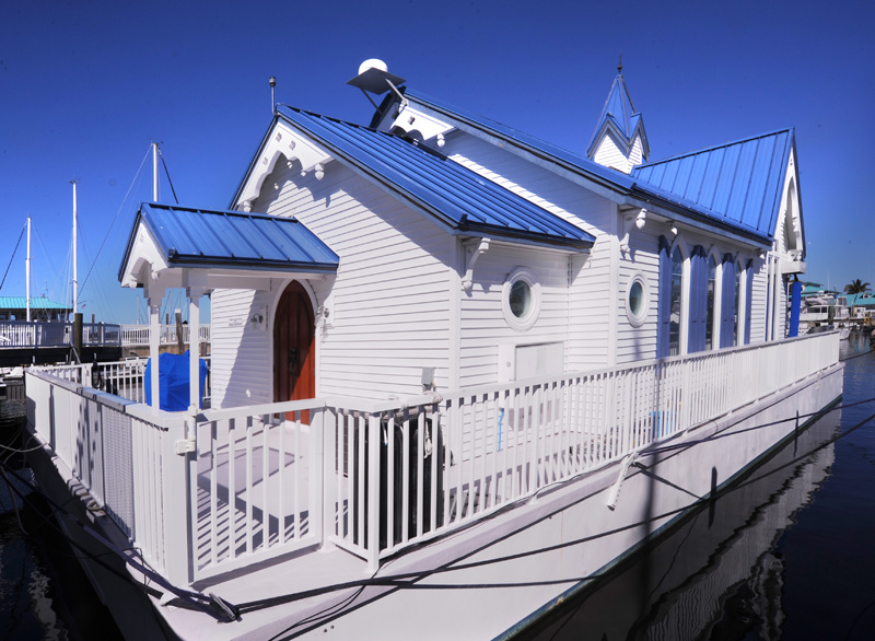 Sea Chaple Yacht  photograph Palmetto Florida www.garysweetman.com